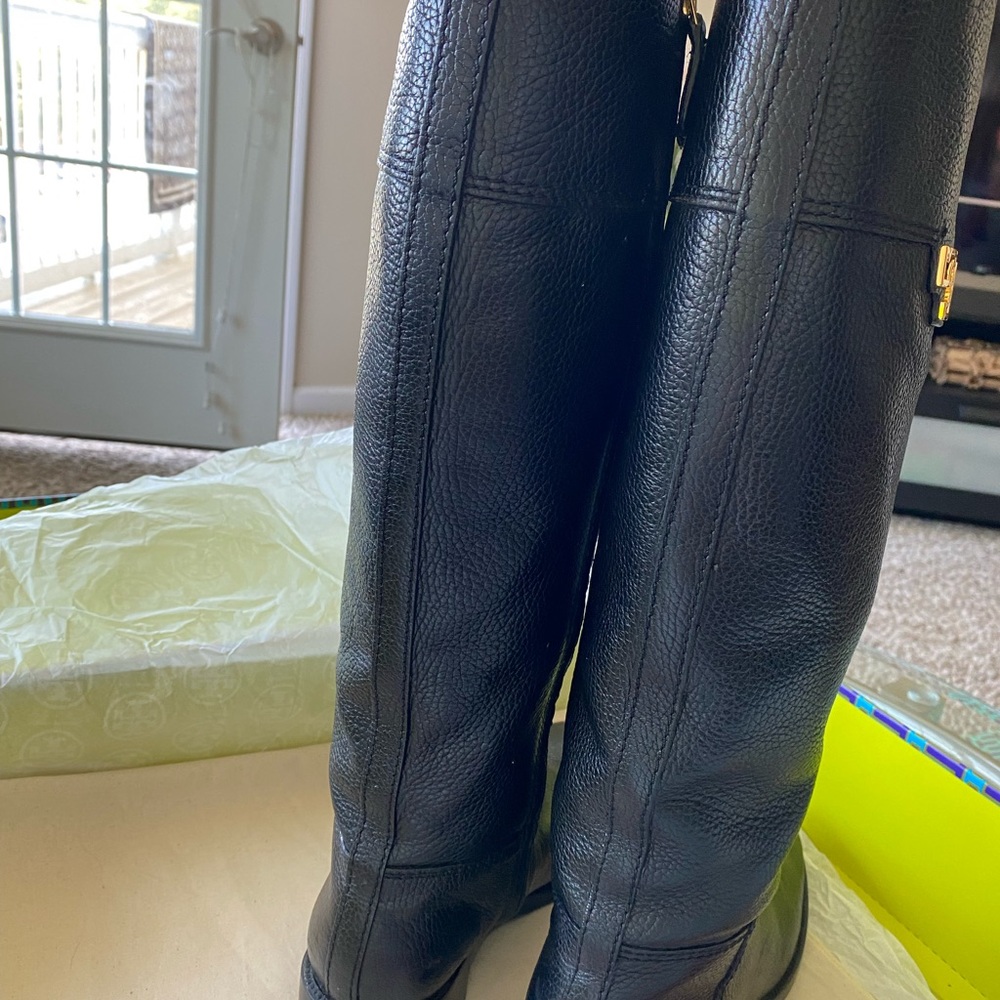 Tory Burch Riding boot - Picture 7 of 9